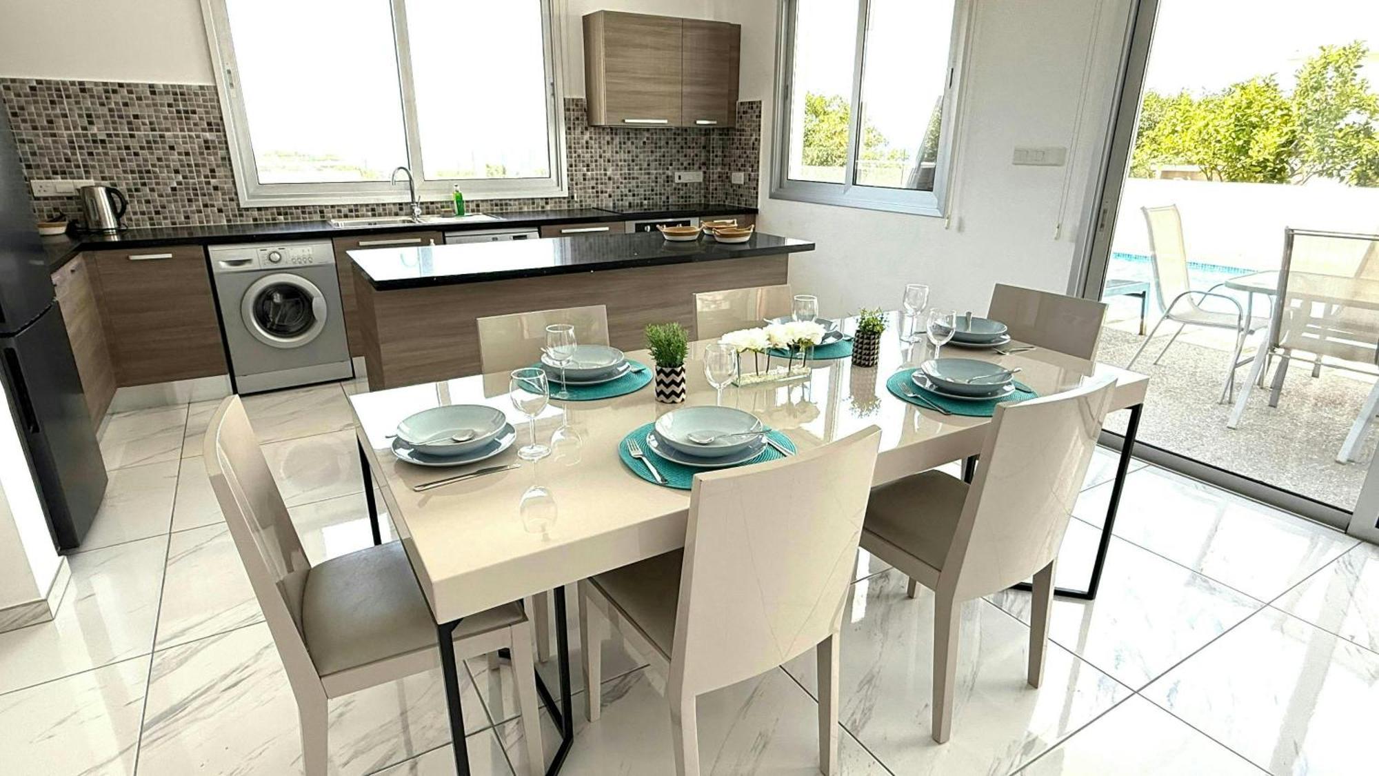 Toocoool - Elite Seaview Villa *